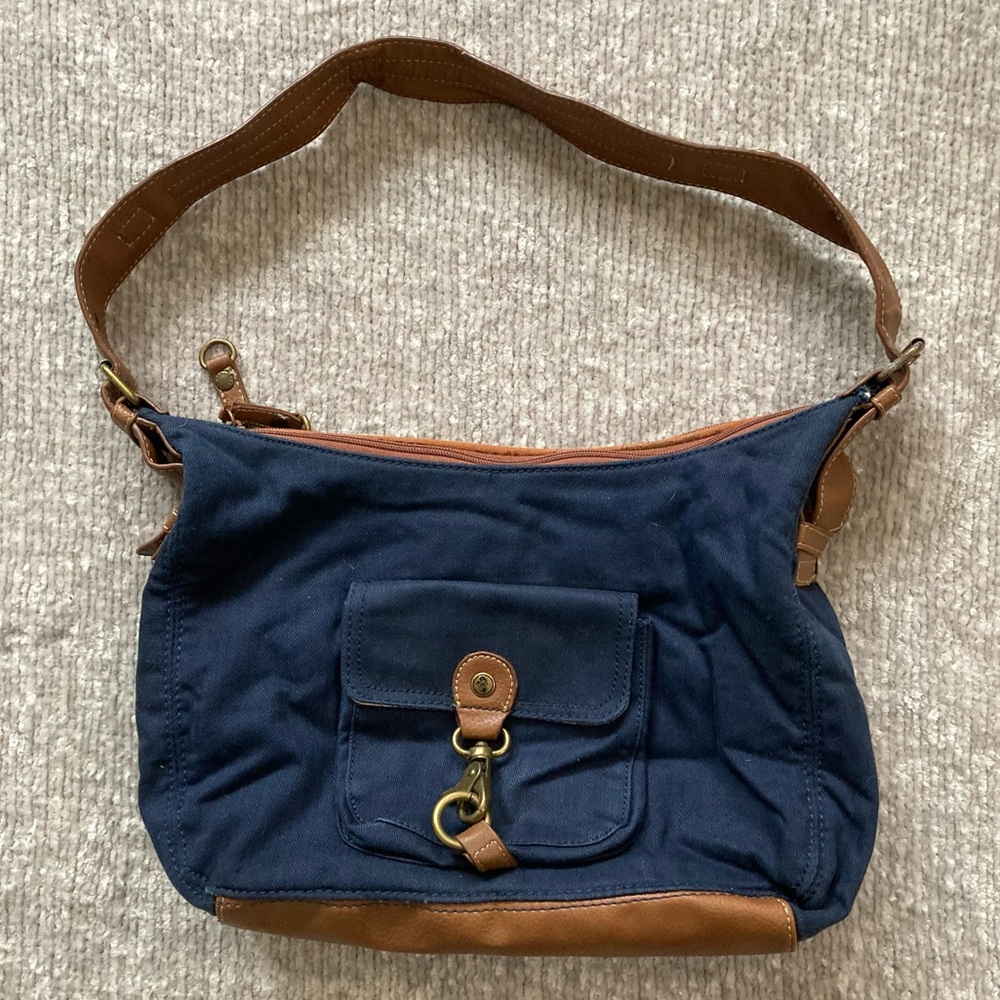 Caribbean Joe‎ navy canvas hobo bag w/ brown faux leather trim & print lining